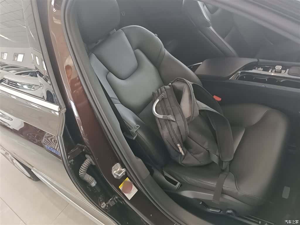 Volvo S90, 2018 25