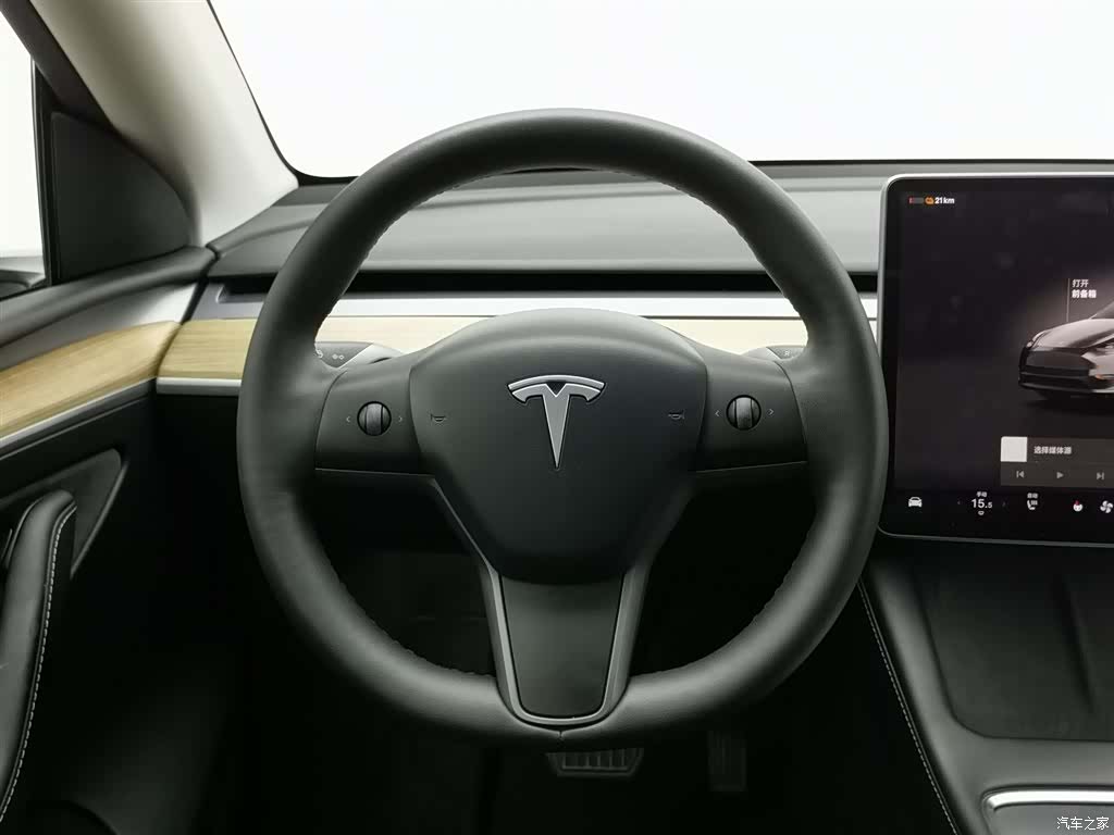 Tesla Model Y, 2022 11