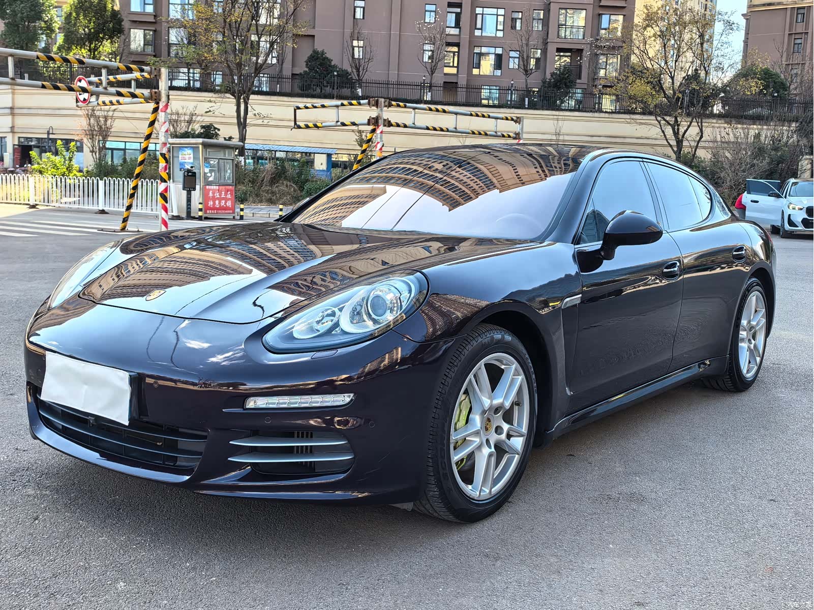 Porsche Panamera, 2014 1