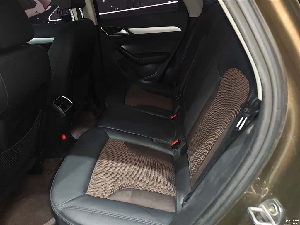 Audi Q3, 2018 14