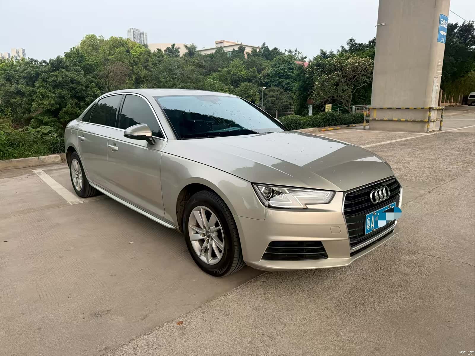 Audi A4L, 2016 3