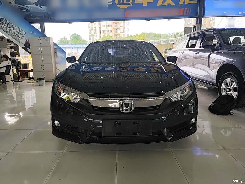Honda Civic, 2018 3