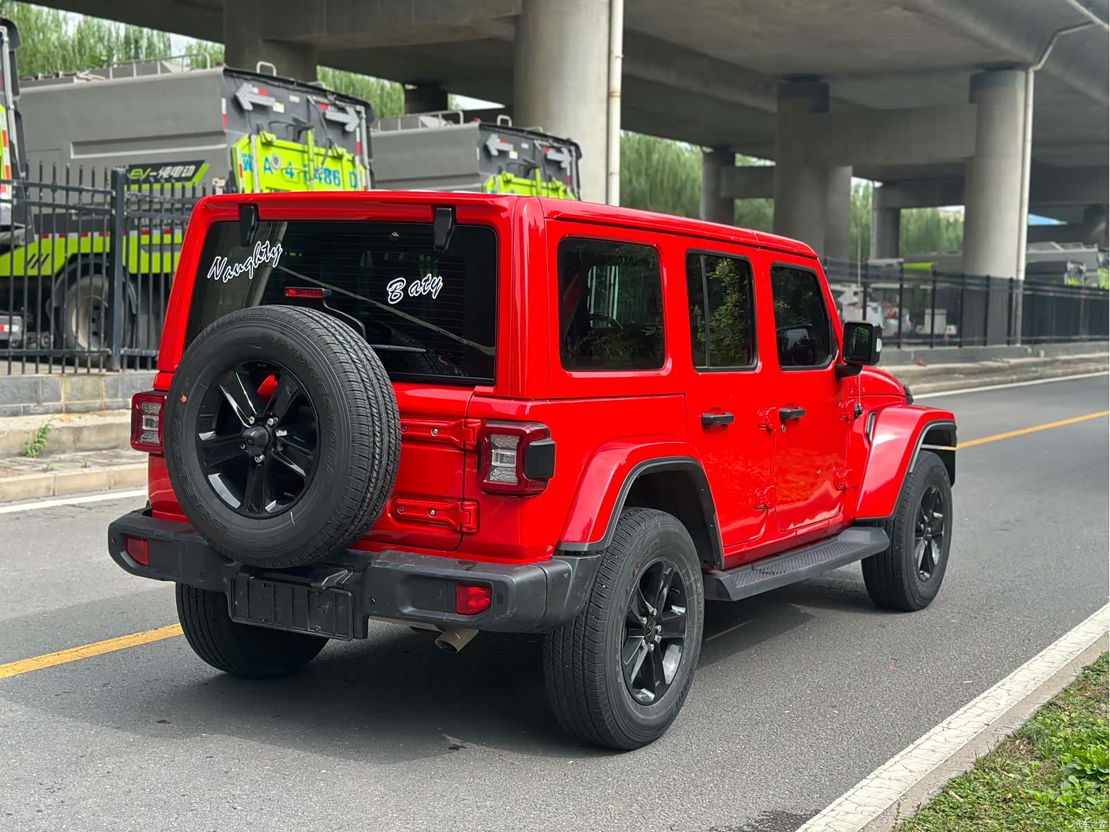 Jeep Wrangler, 2022 все фото