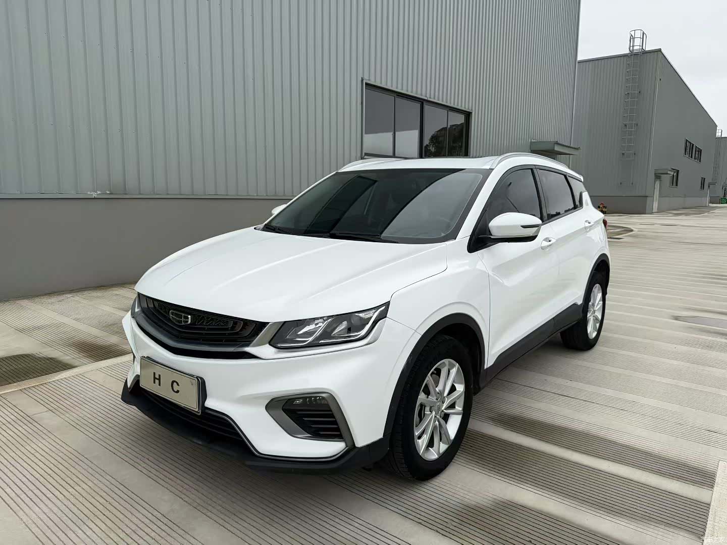 Geely Coolray, 2020 1