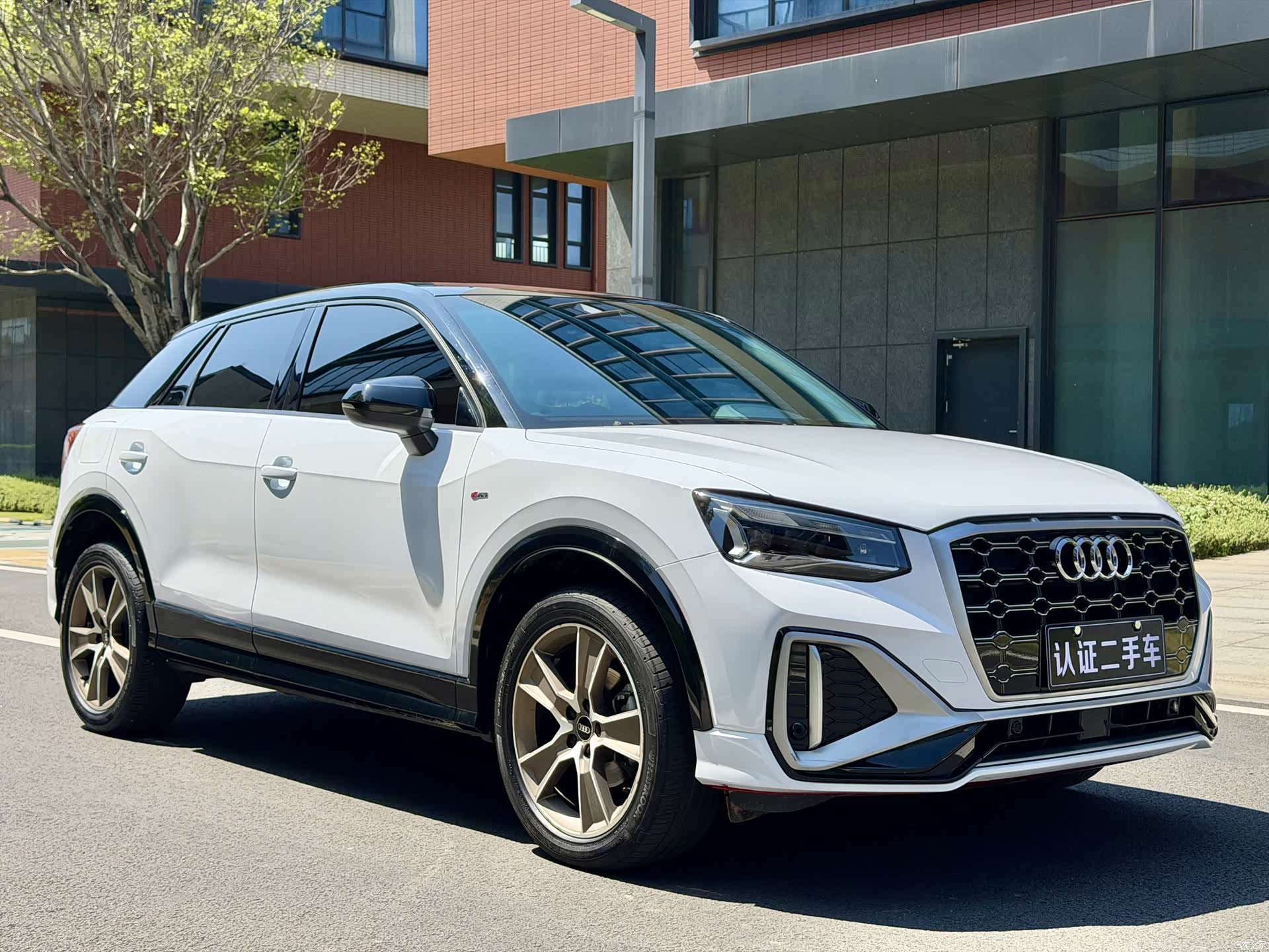 Audi Q2L, 2022 3