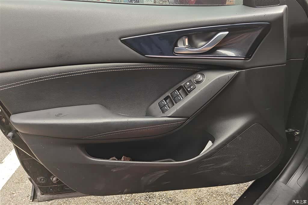 Mazda CX-4, 2022 6