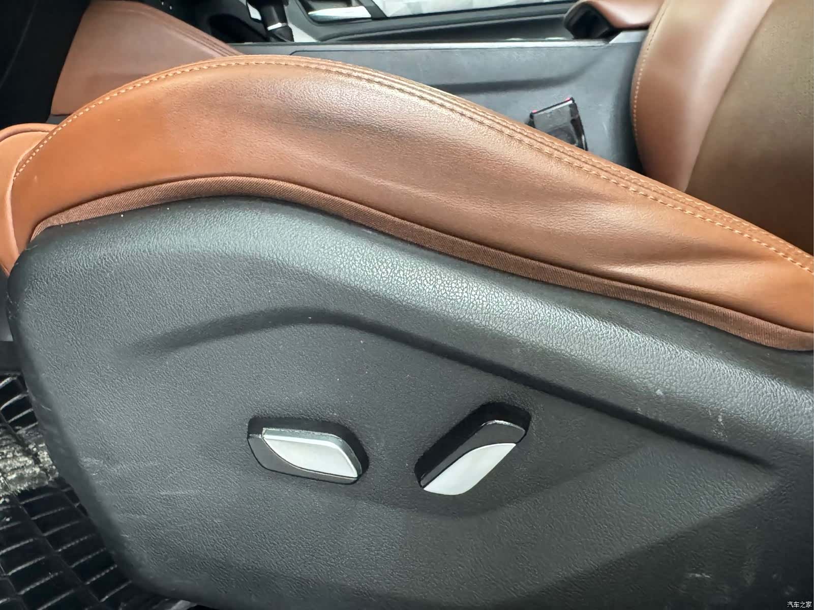 Geely X6, 2022 10