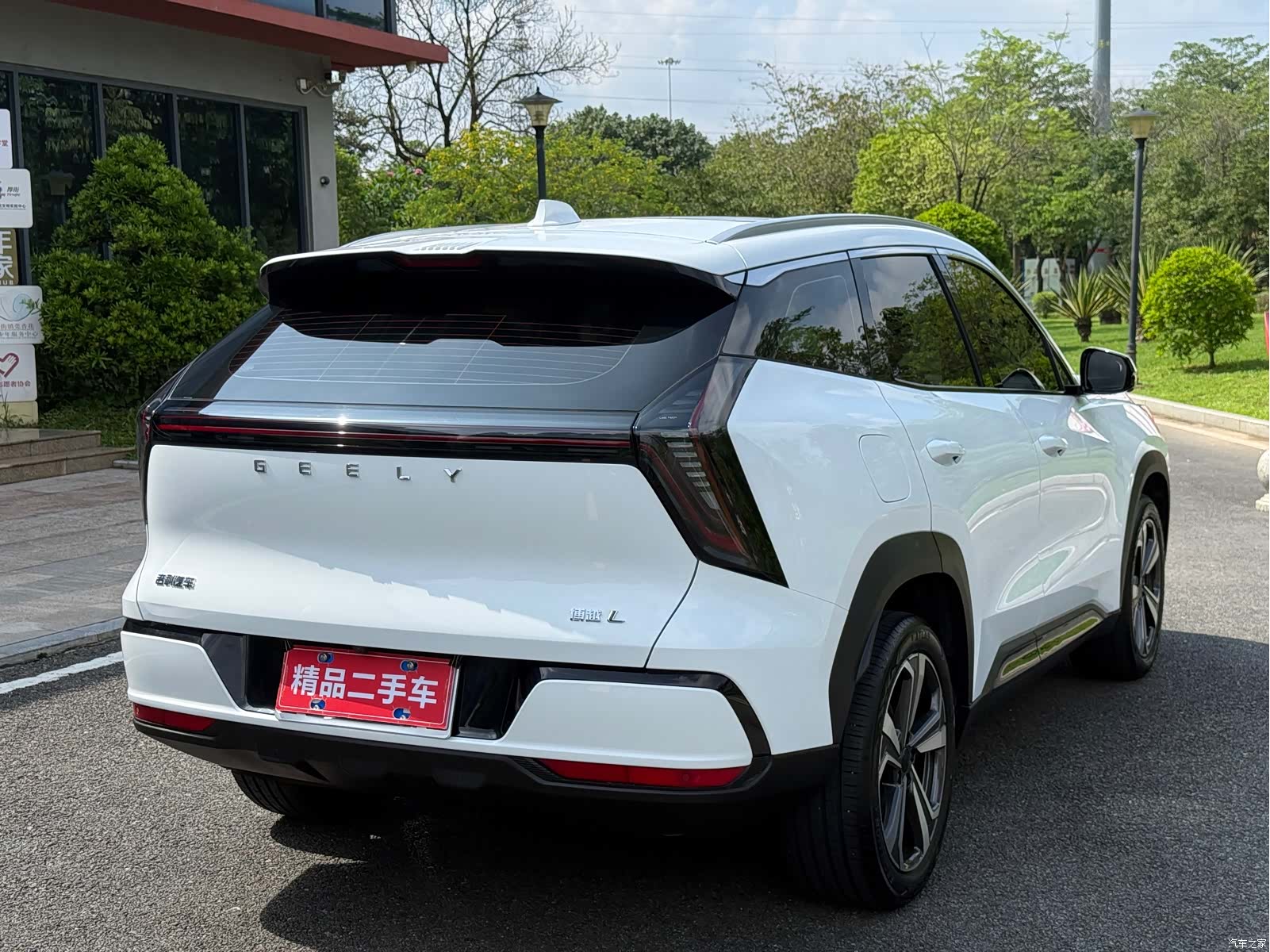 Geely Boyue, 2025 все фото