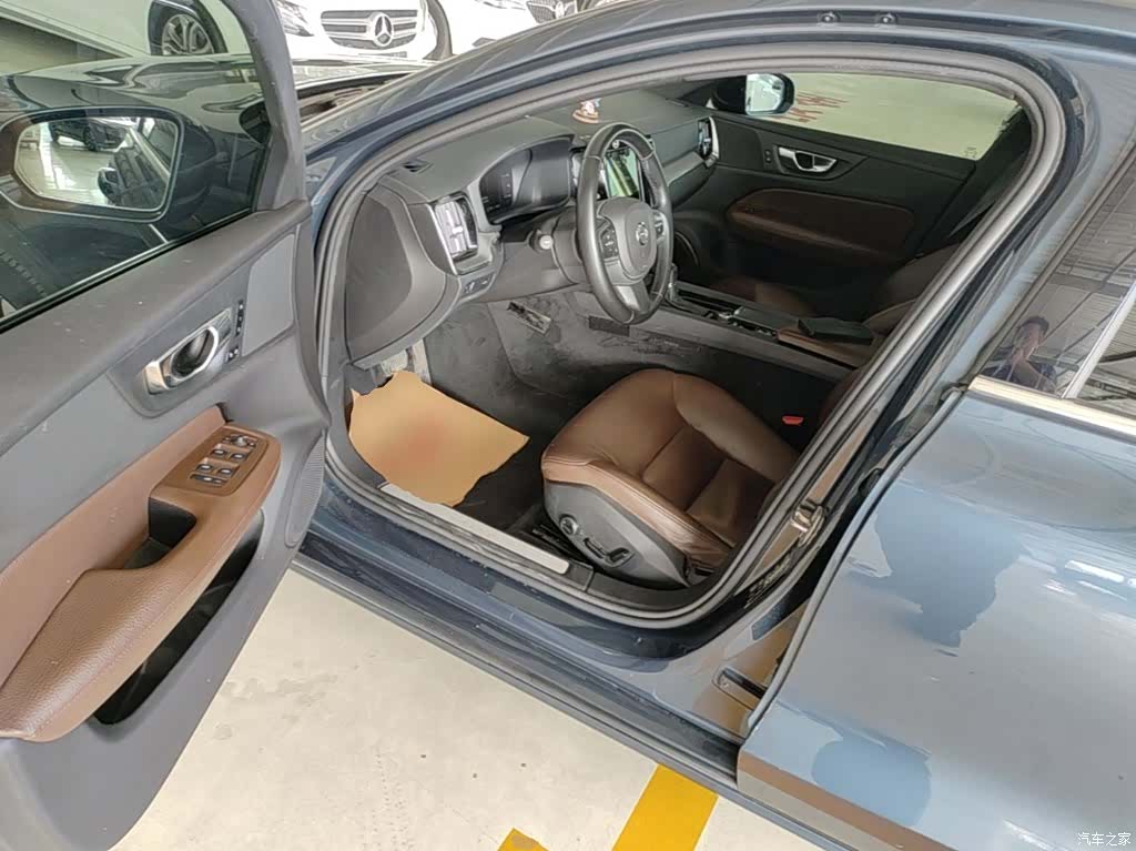 Volvo S60, 2021 12