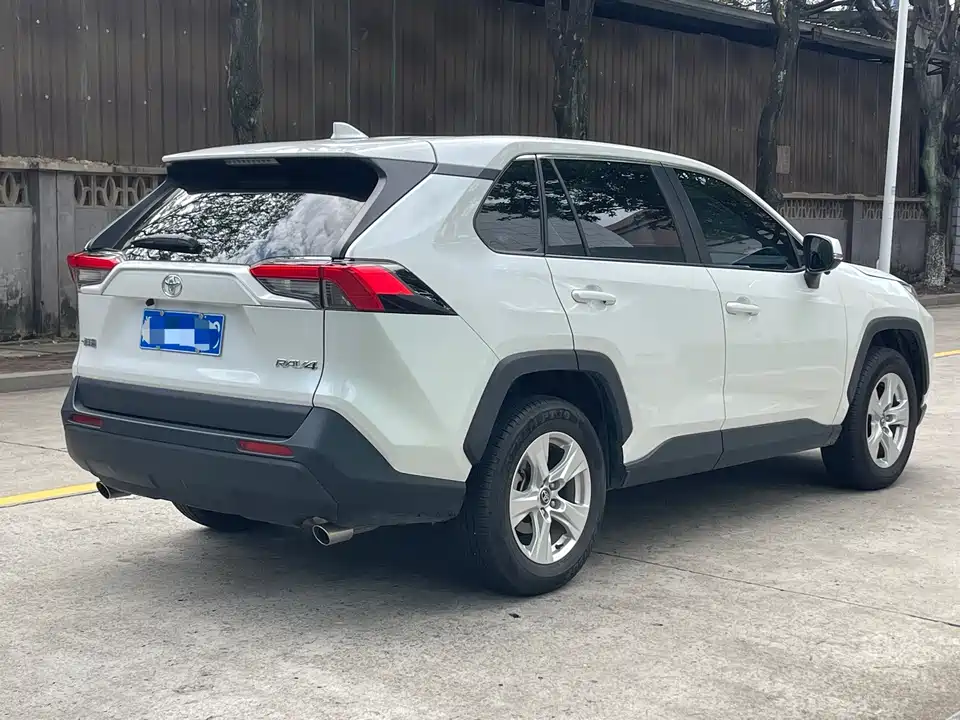 Toyota RAV4 Rongfang