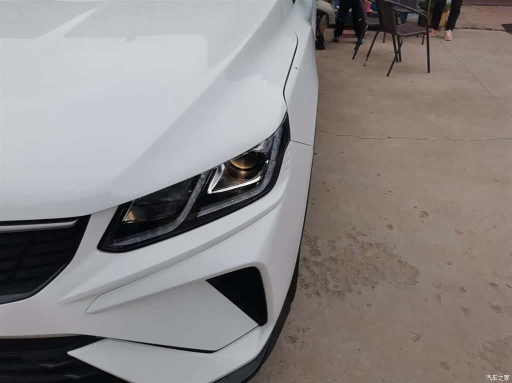Geely Coolray, 2026 24