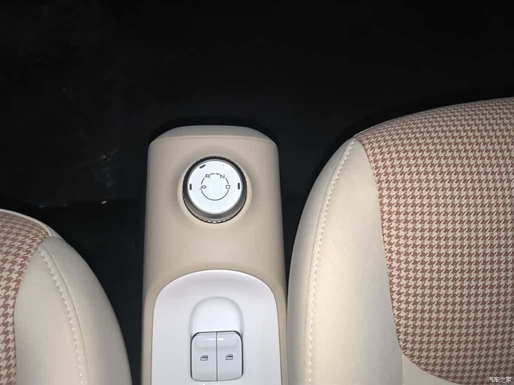 Wuling MINIEV, 2026 14