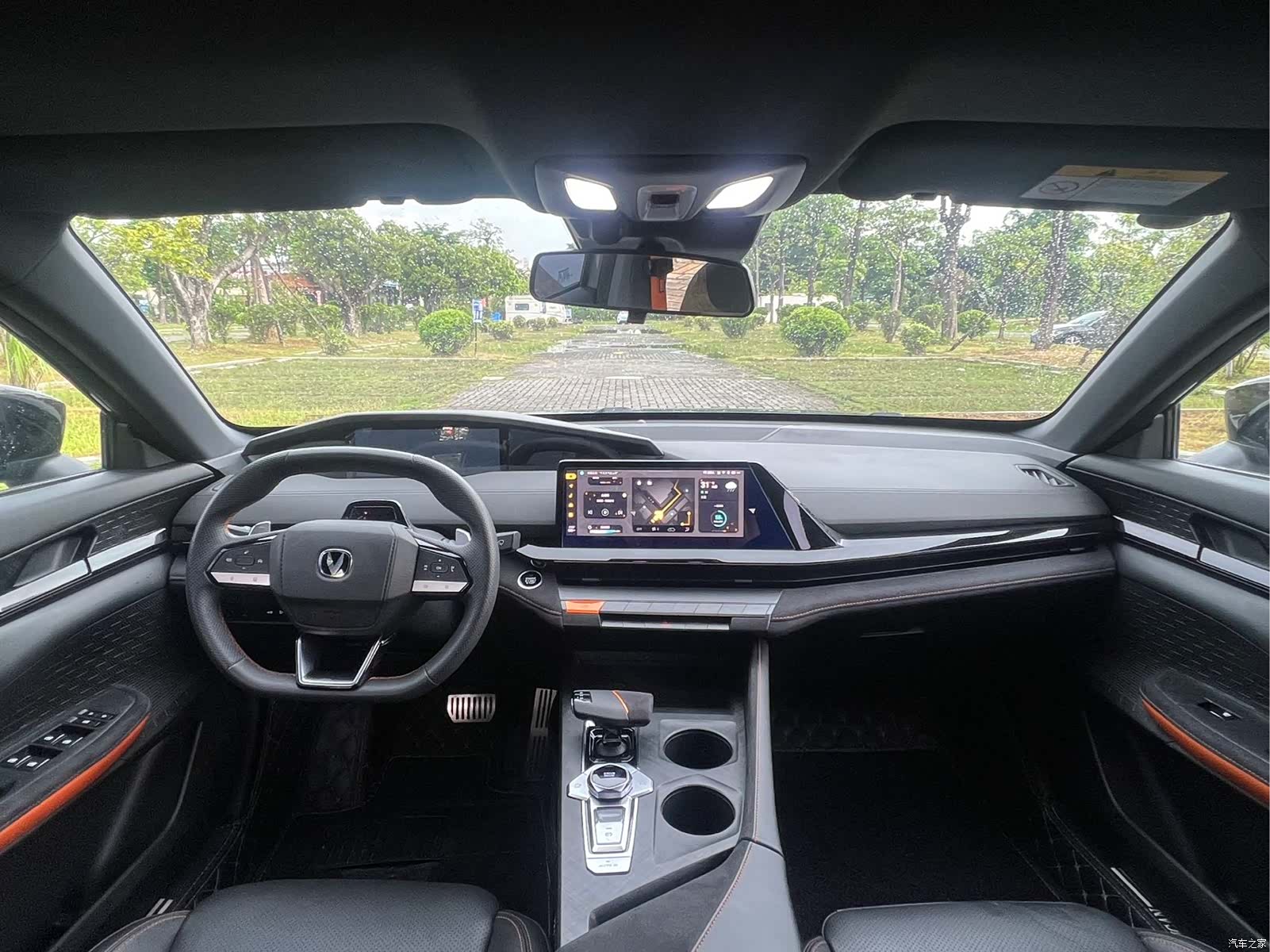 Changan UNI-V, 2022 6