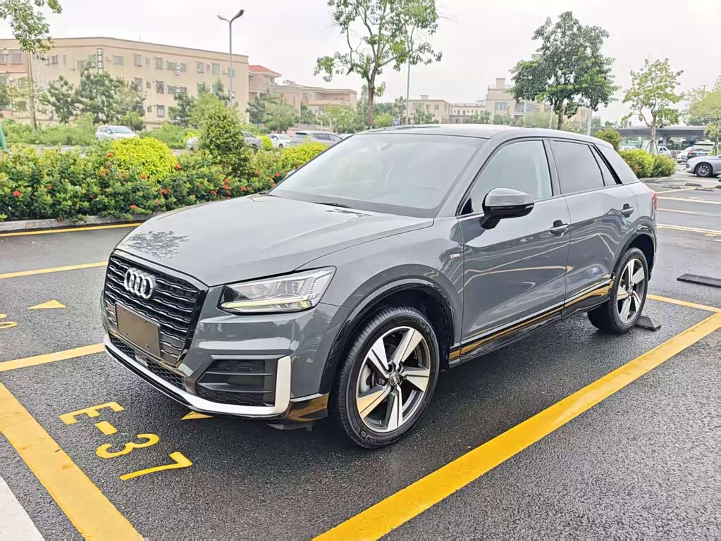 Audi Q2L 2018 35 TFSI VI