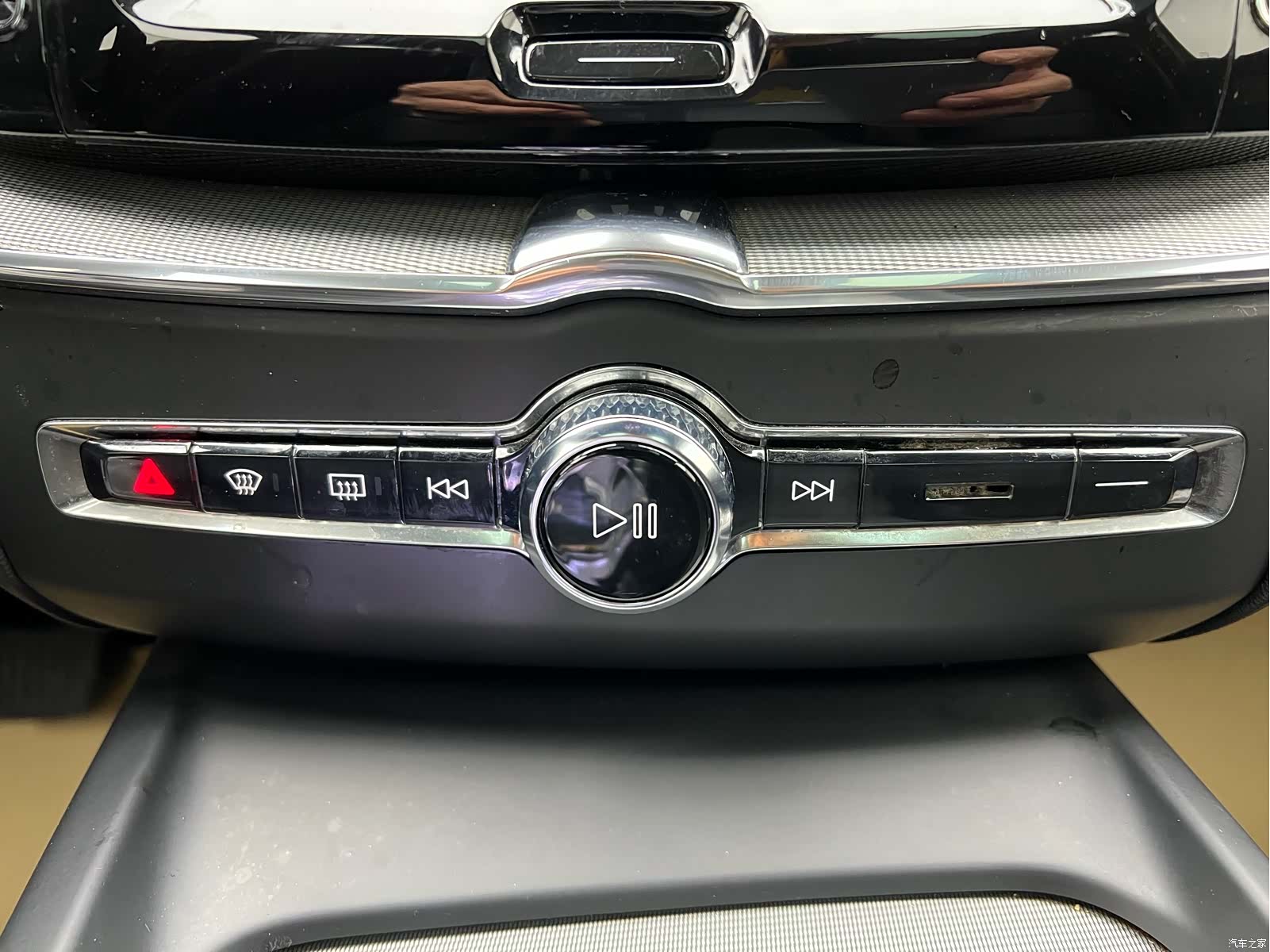 Volvo XC60, 2023 24