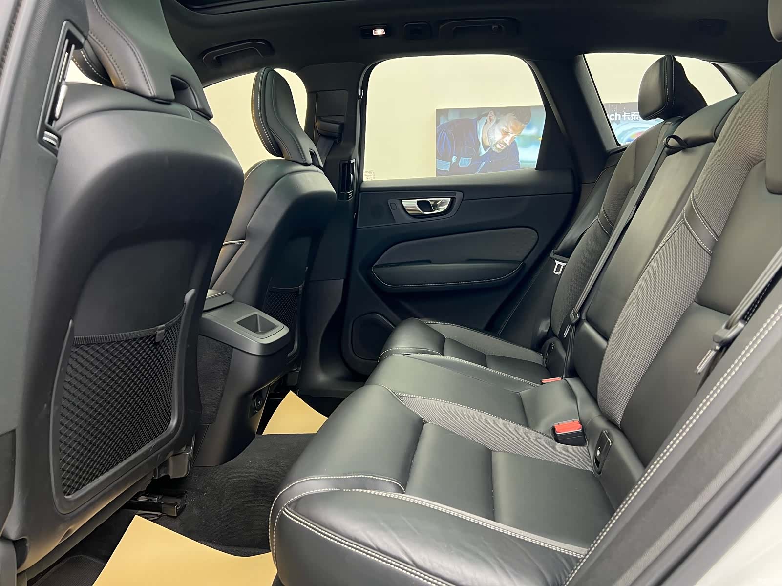 Volvo XC60, 2023 8