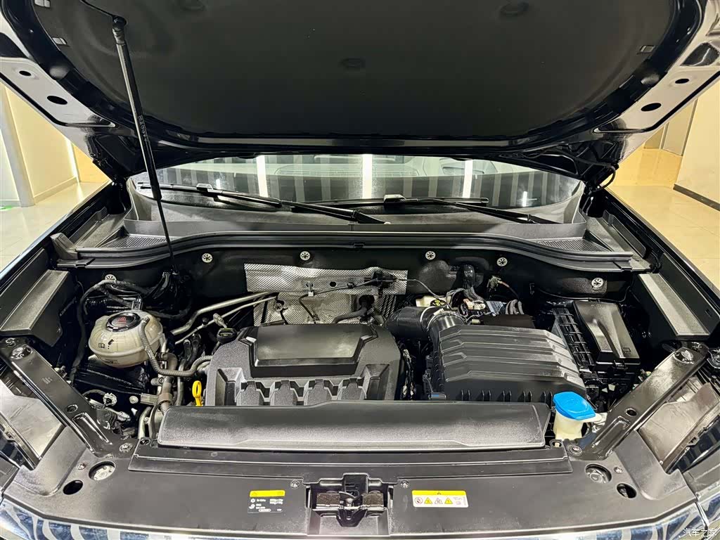 Volkswagen Teramont, 2024 11