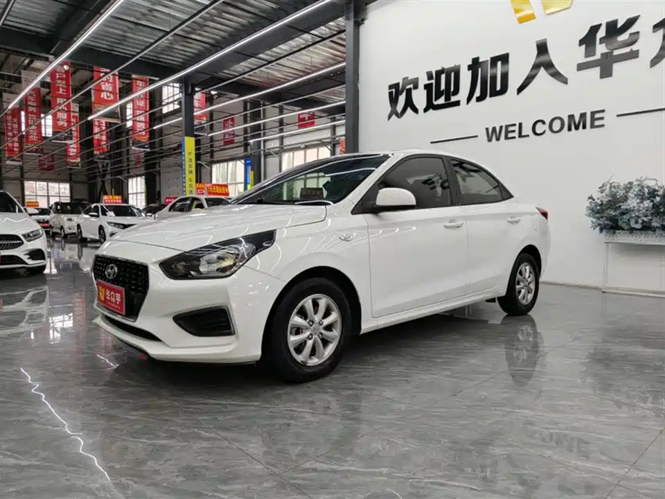 Hyundai Rena