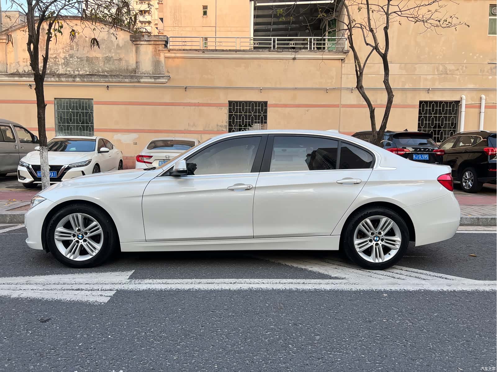BMW 3 Series, 2017 8