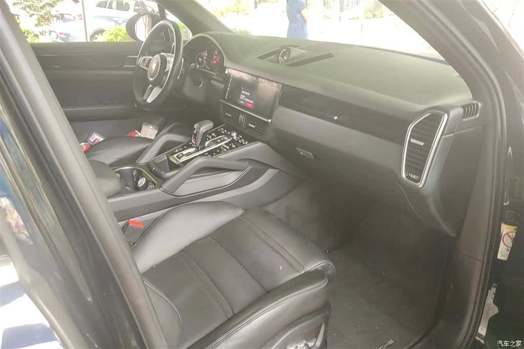 Porsche Cayenne, 2018 8