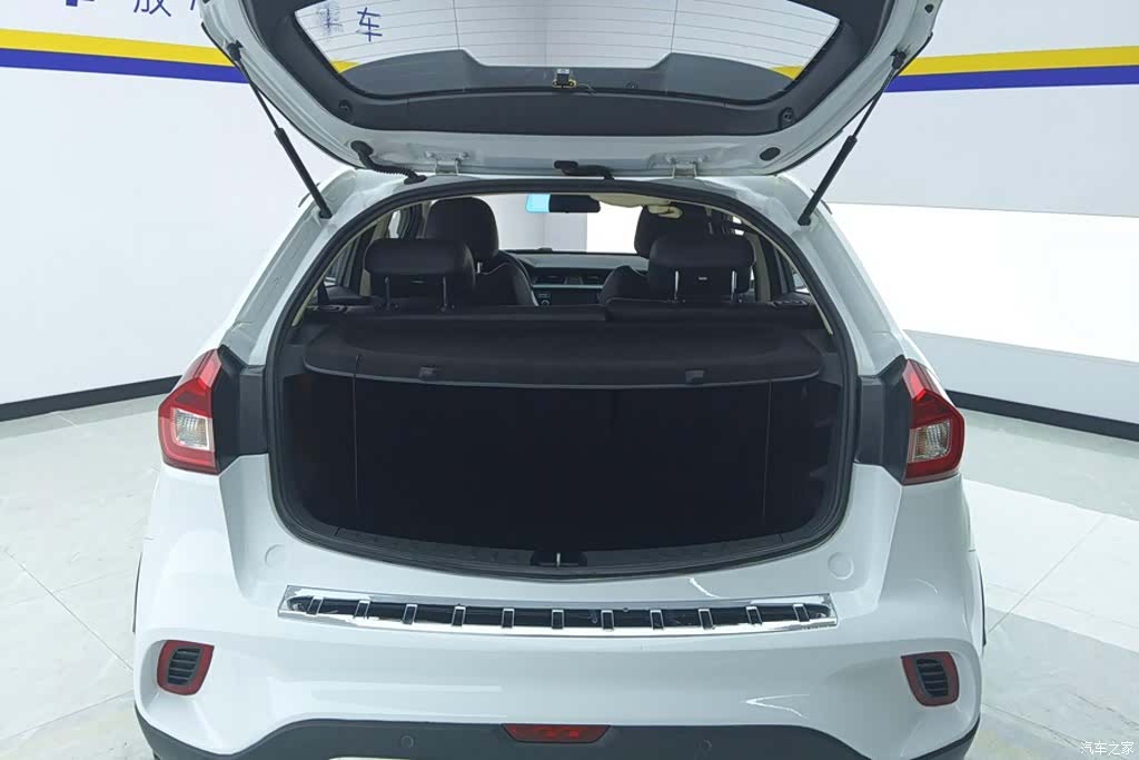 Geely X3, 2018 4