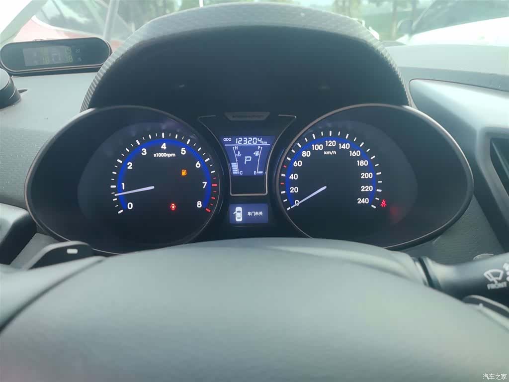 Hyundai Veloster, 2014 9