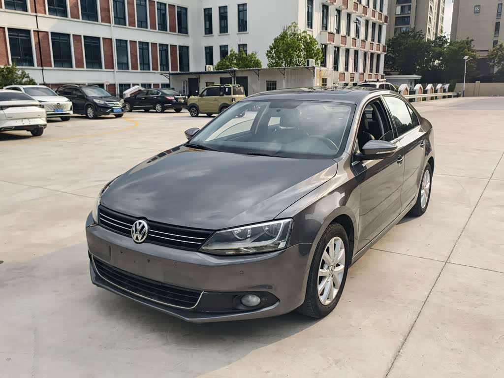 Volkswagen Sagitar
