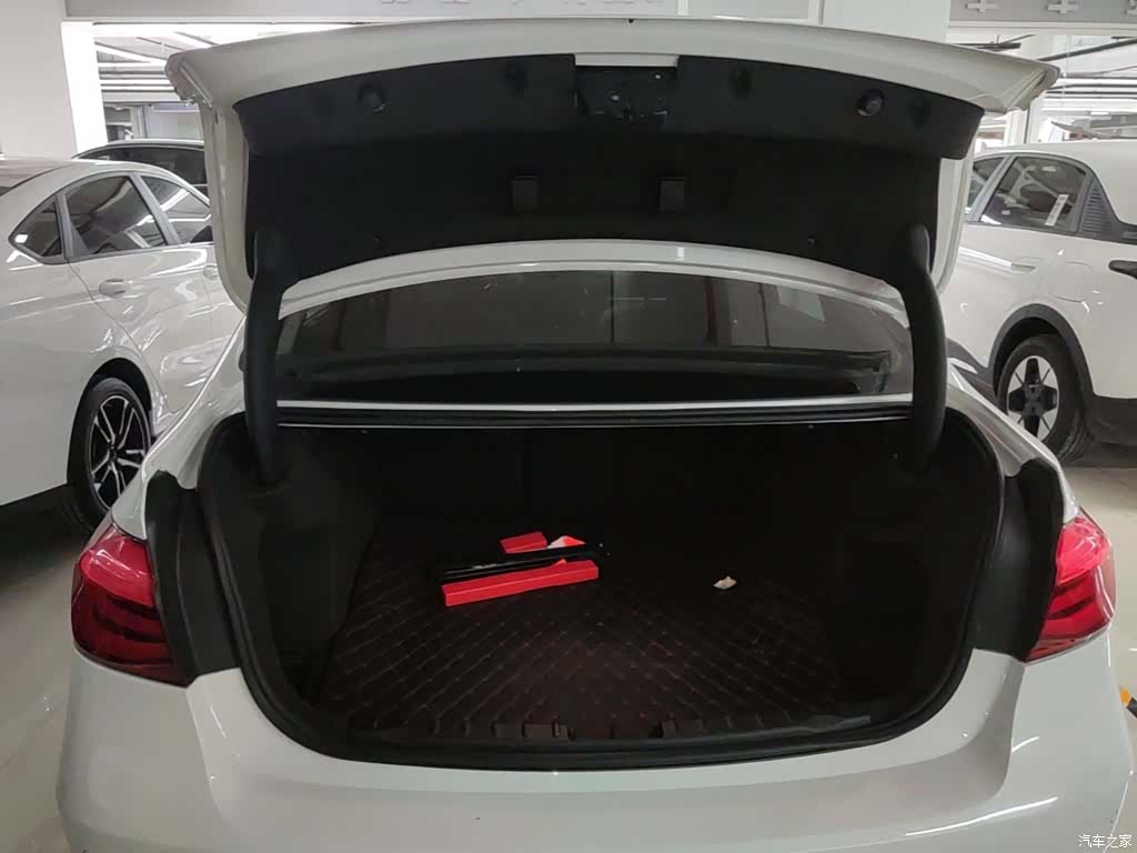 BMW 3 Series, 2018 19