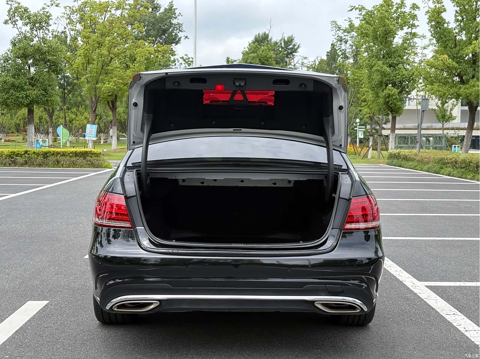 Mercedes-Benz E-Class, 2014 8