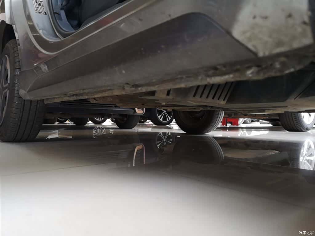Wuling E200, 2019 21