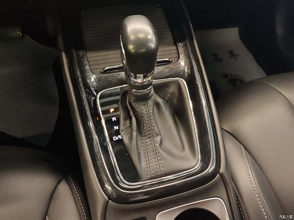 Roewe i5, 2020 14