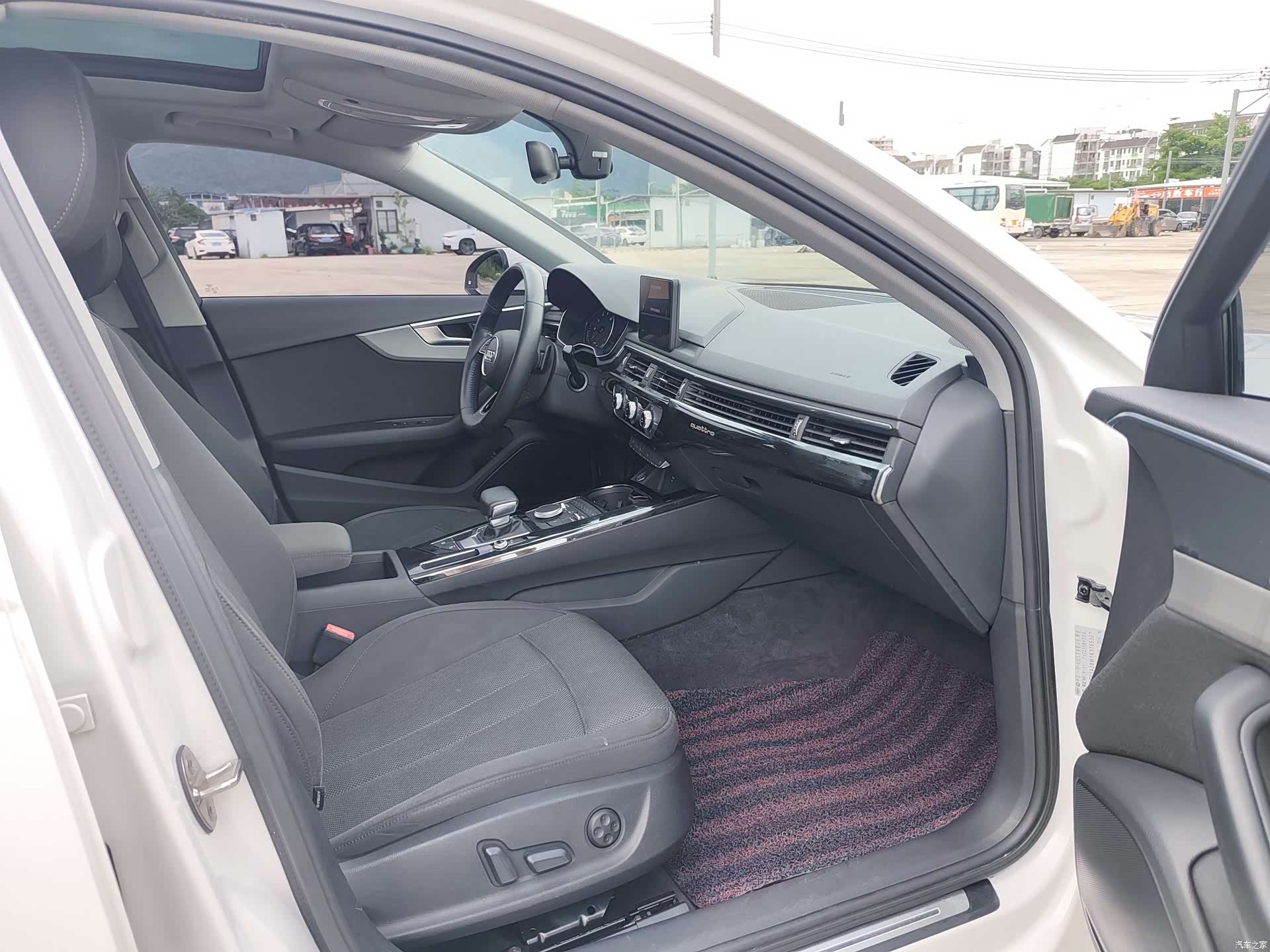 Audi A4L, 2019 17