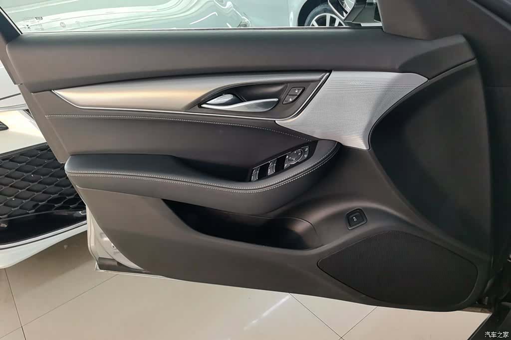 Cadillac CT5, 2024 7
