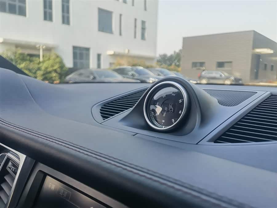 Porsche Macan 2015, фото 13