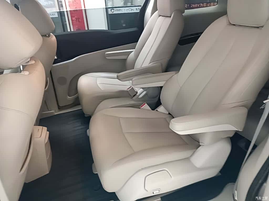 Buick GL8, 2023 17
