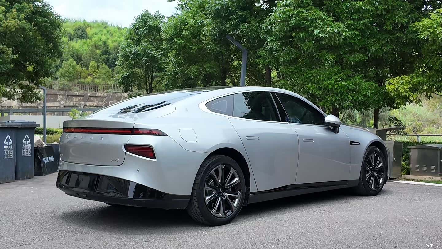 Xpeng P7, 2022 6