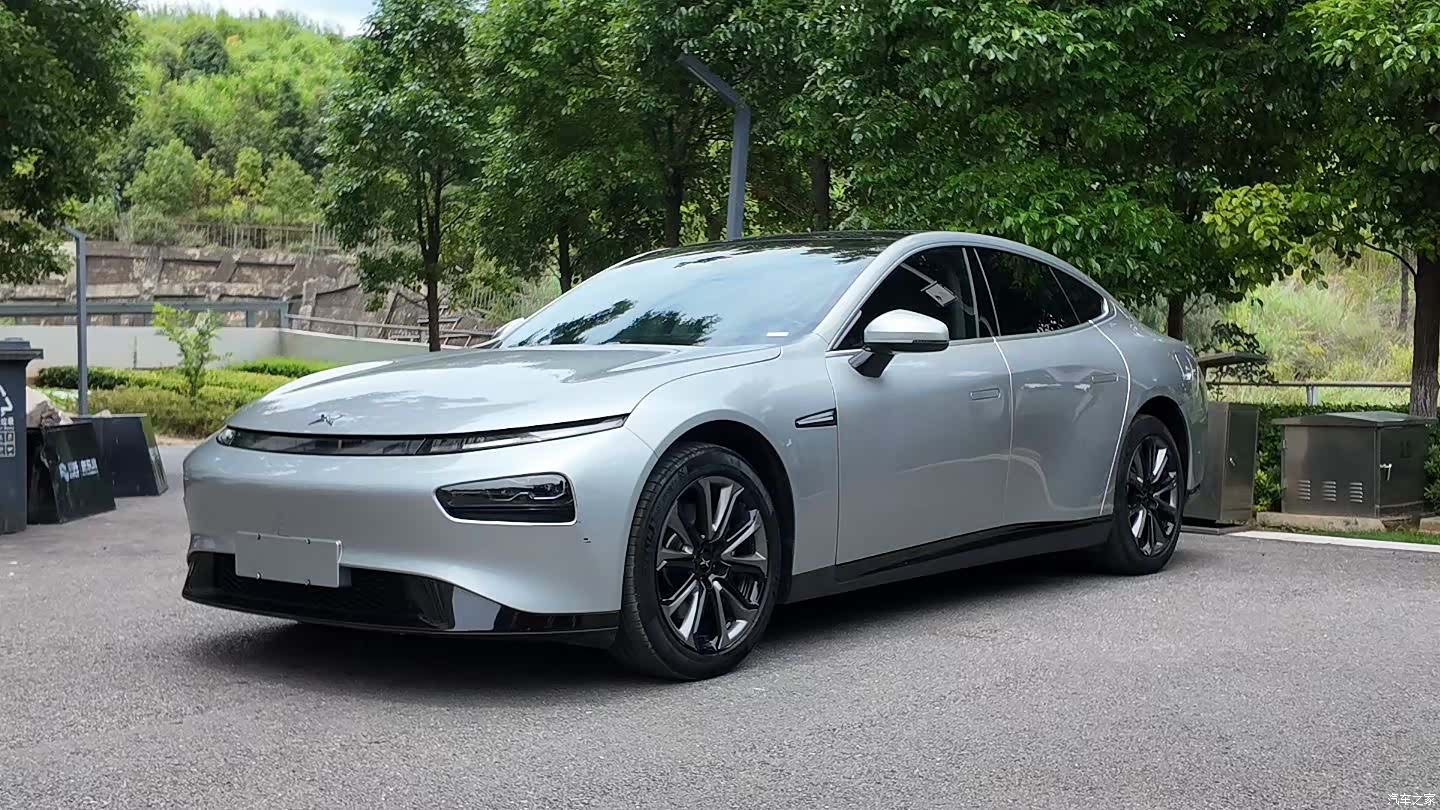 Xpeng P7, 2022 1