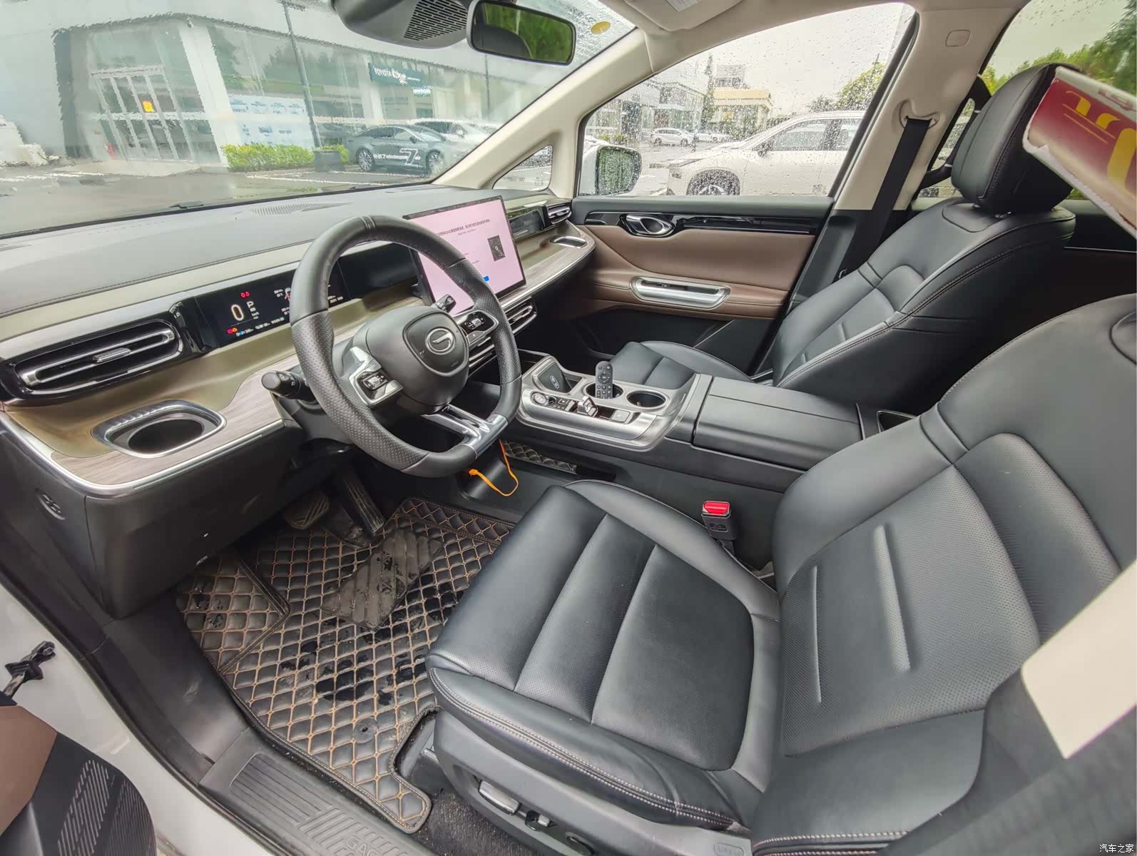 Trumpchi E8, 2023 7
