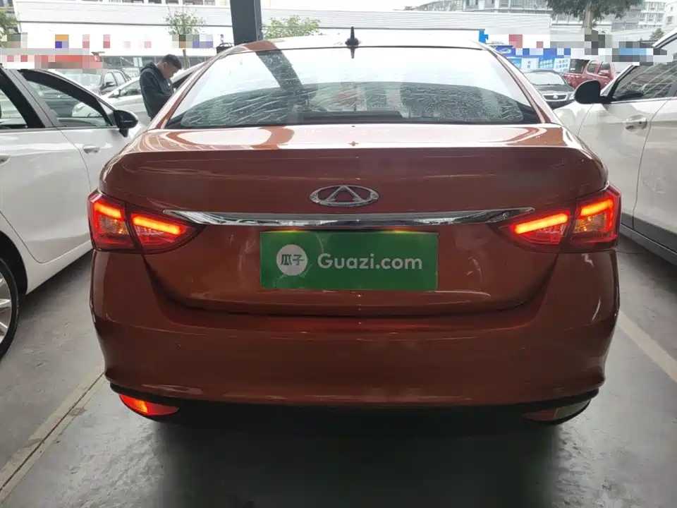 Chery Arrizo 5