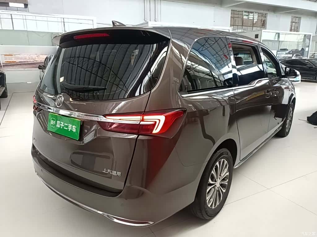 Buick GL8, 2023 7