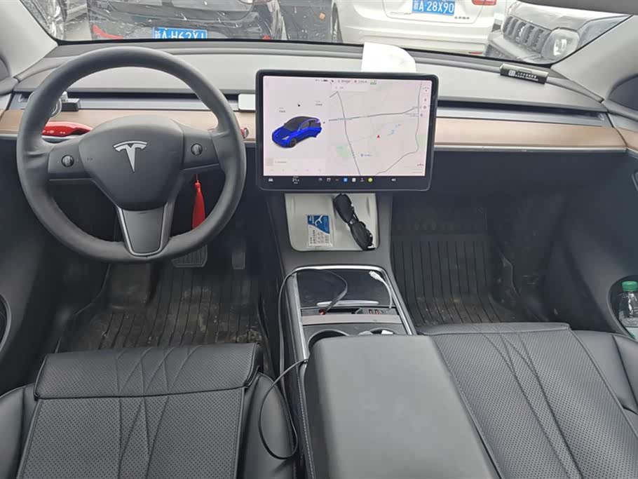 Tesla Model Y Tesla Model Y