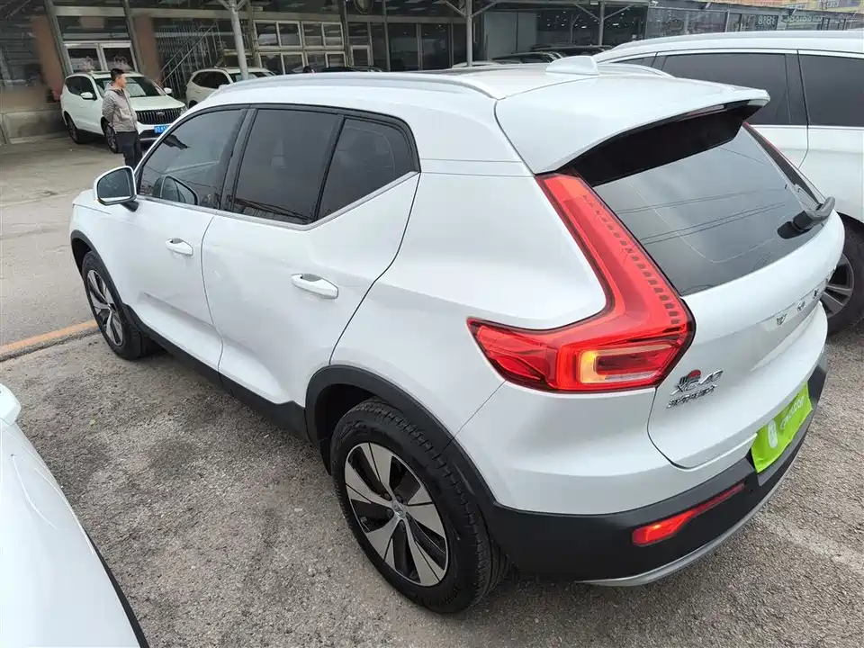 Volvo XC40