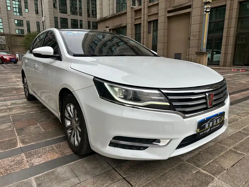 Roewe i6