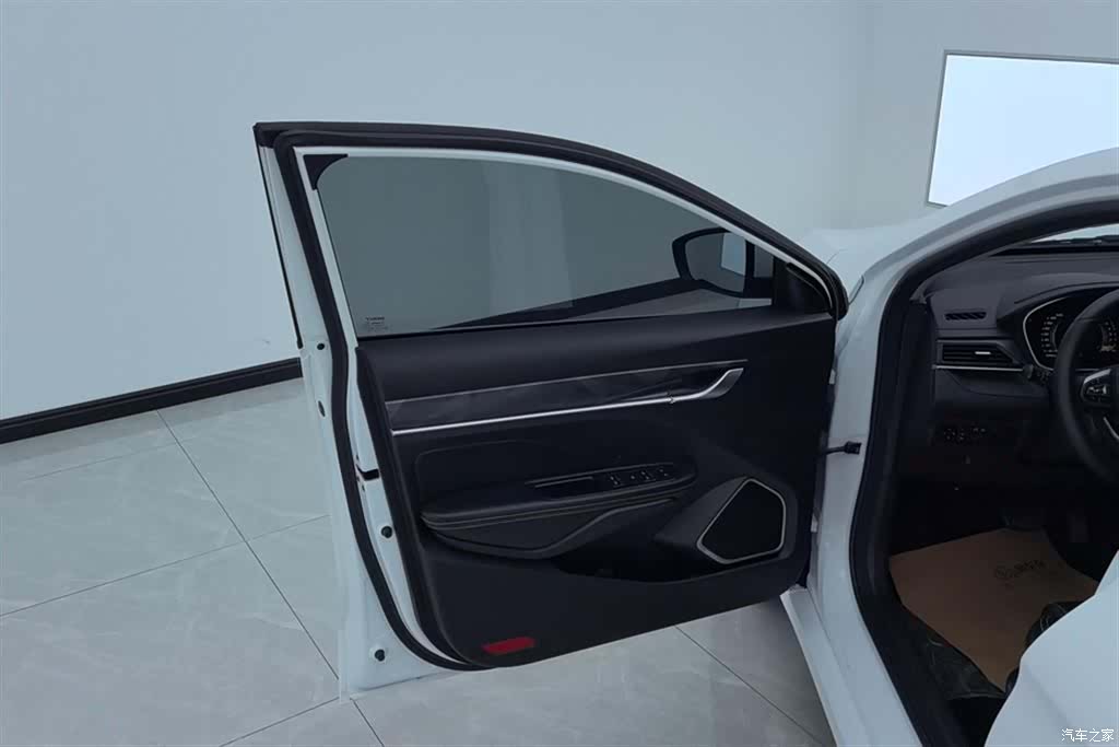 Geely Binray, 2021 7