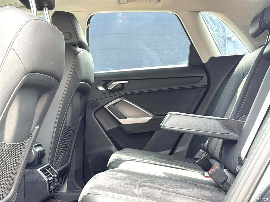 Audi Q3, 2022 9