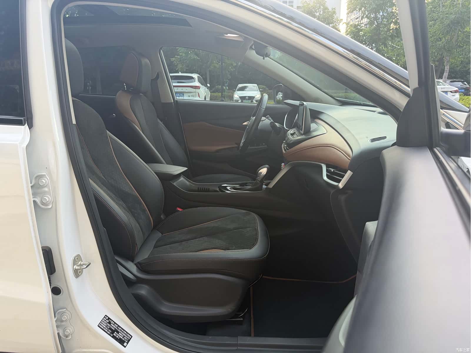 Buick Encore, 2021 12