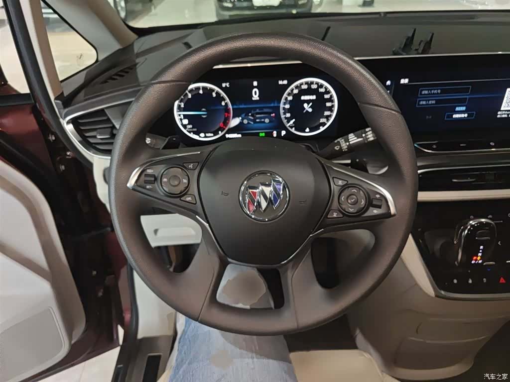Buick GL8, 2022 3