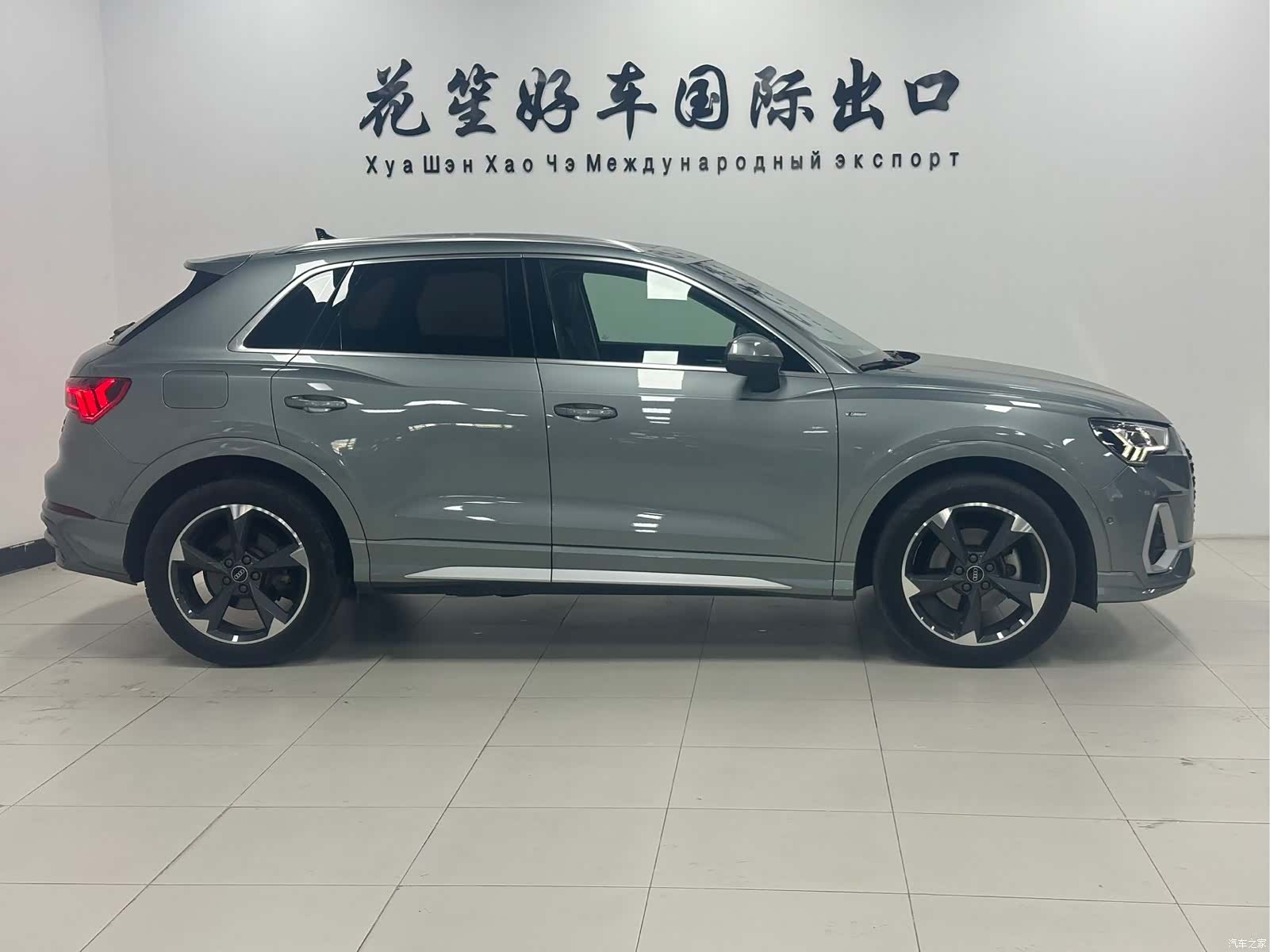 Audi Q3, 2022 4