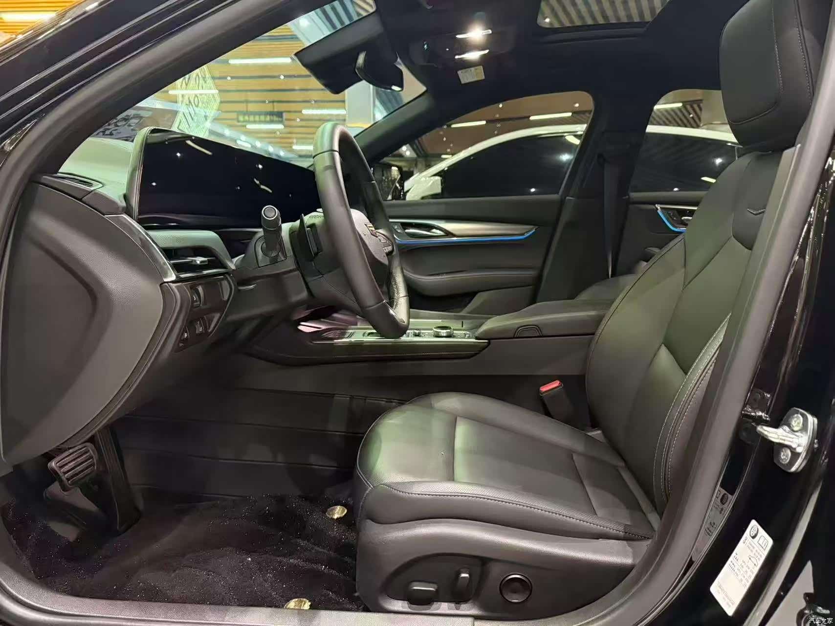 Cadillac CT5, 2025 7