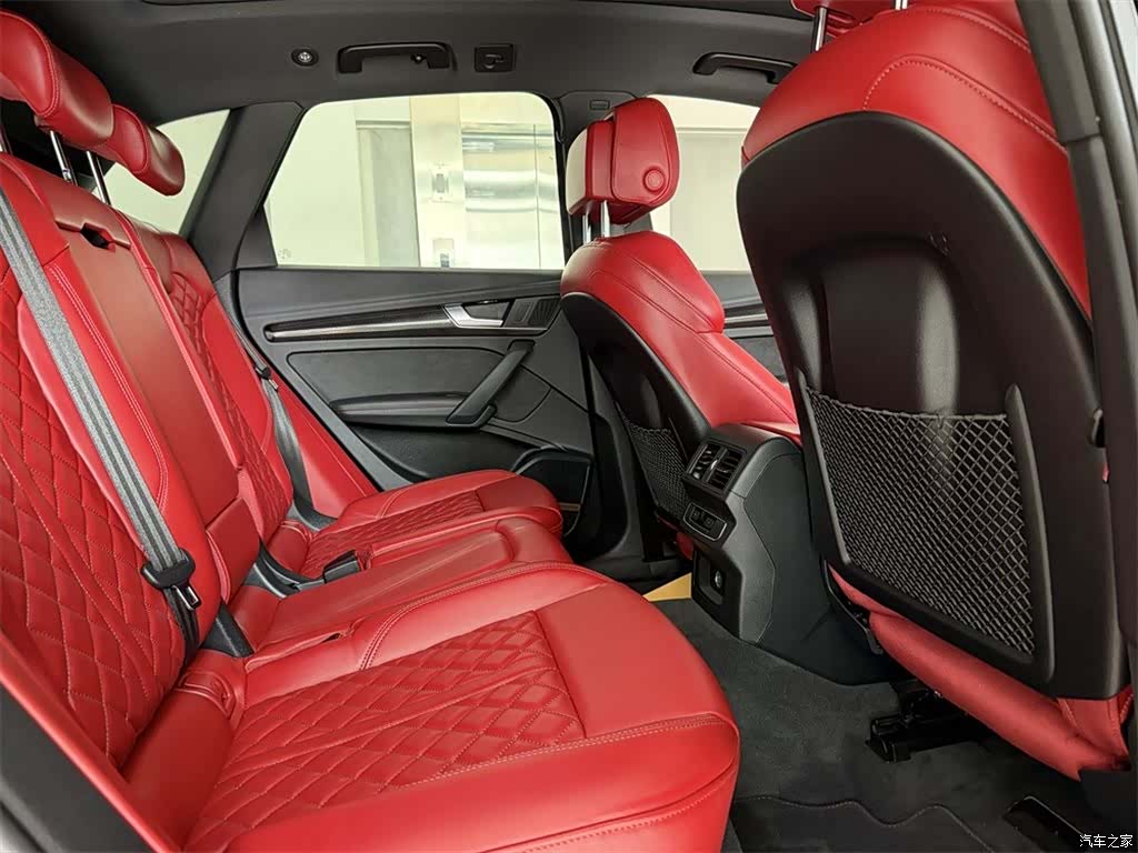 Audi Q5, 2022 7